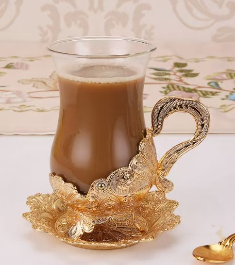 Avrupa yaratıcı küçük lüks üst düzey enfes tabak çay fincanı ev seti